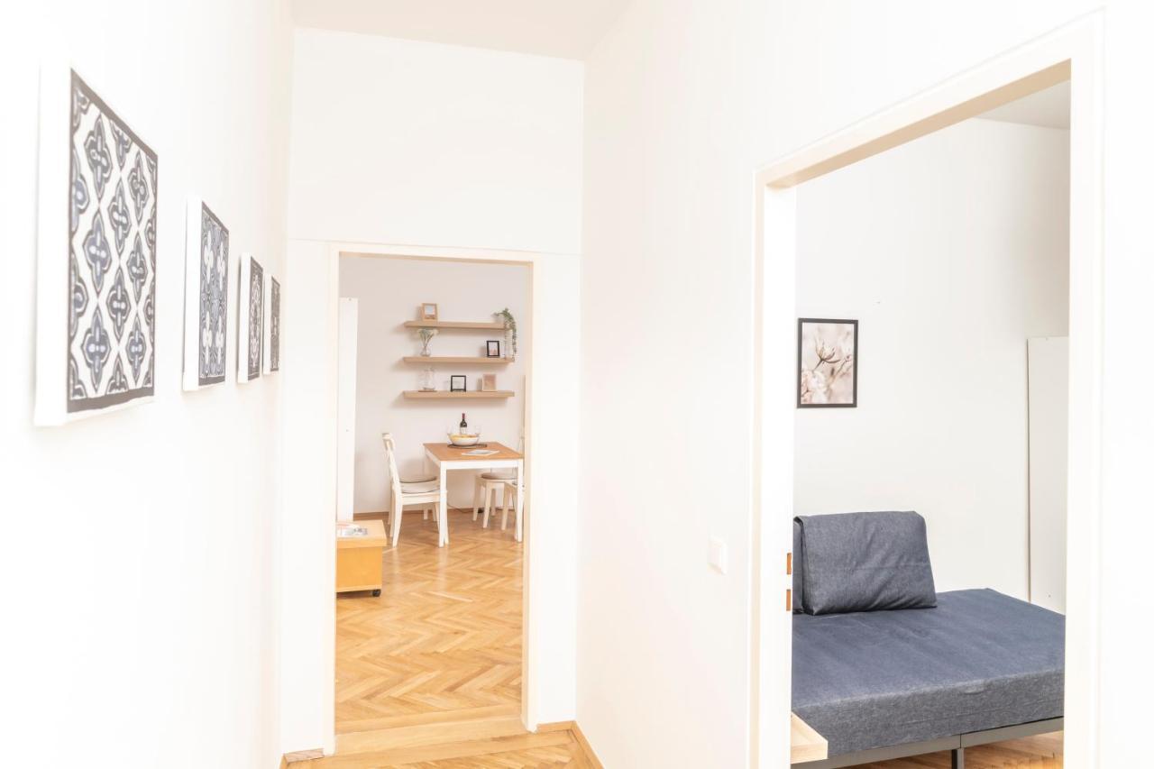 Die Fromme Hermine Wien Exteriör bild