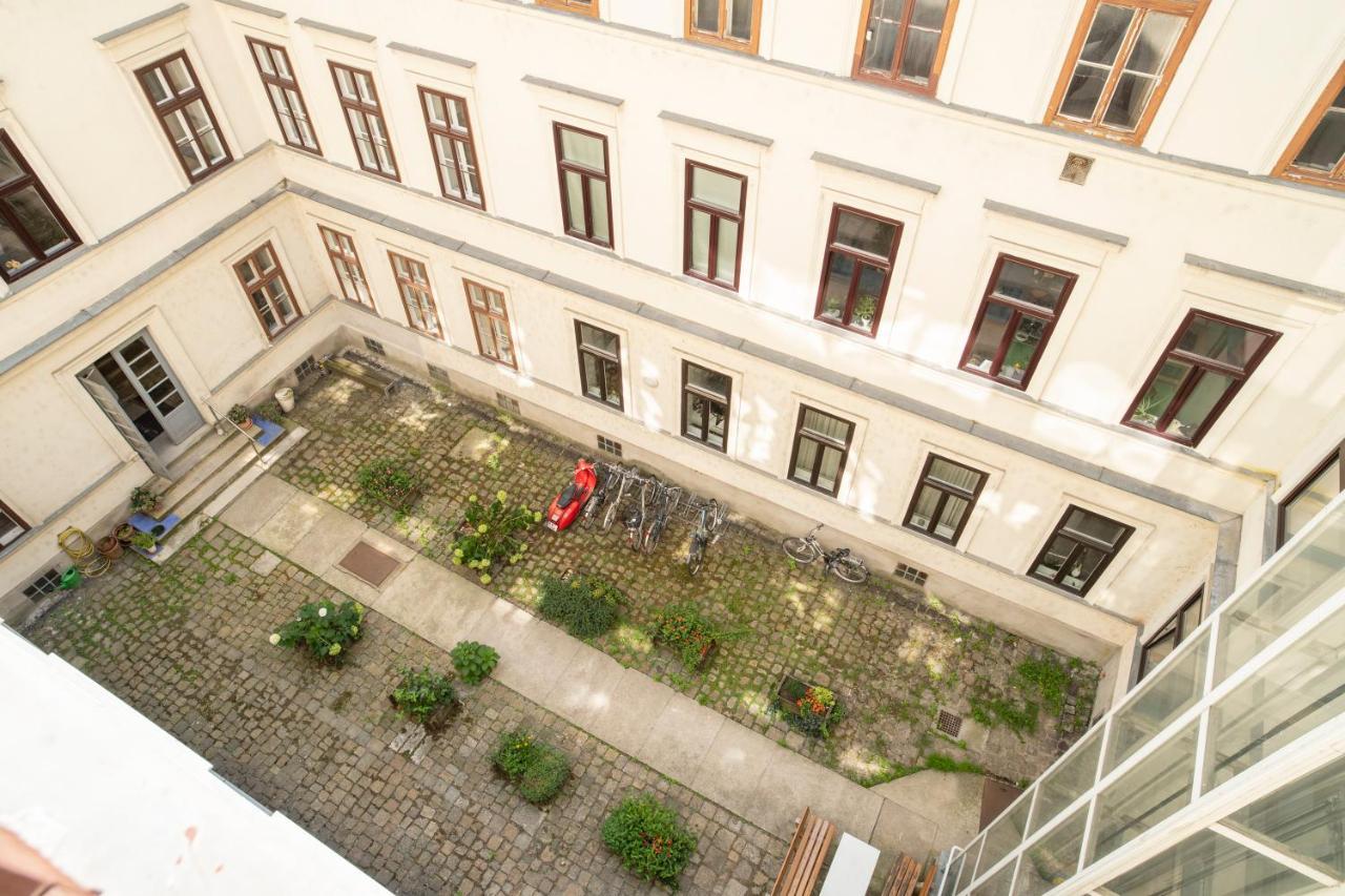 Die Fromme Hermine Wien Exteriör bild