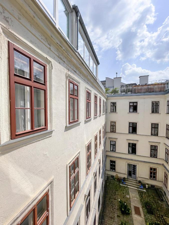 Die Fromme Hermine Wien Exteriör bild